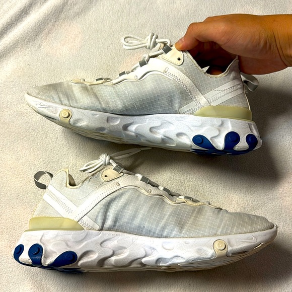 Nike React Shoes - Picture 3 of 4